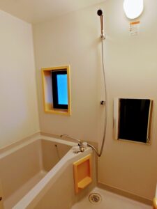 A201-bathroom